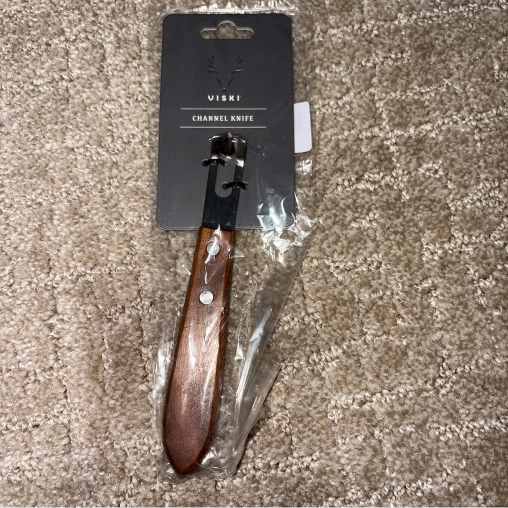 Viski Channel Knife, Citrus Zester and Orange Peeler Tool, Walnut Wood